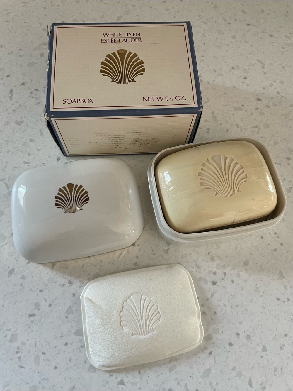 Vintage Estee Lauder White Linen Perfumed Soap 4 oz Bar Case Soapbox Sealed